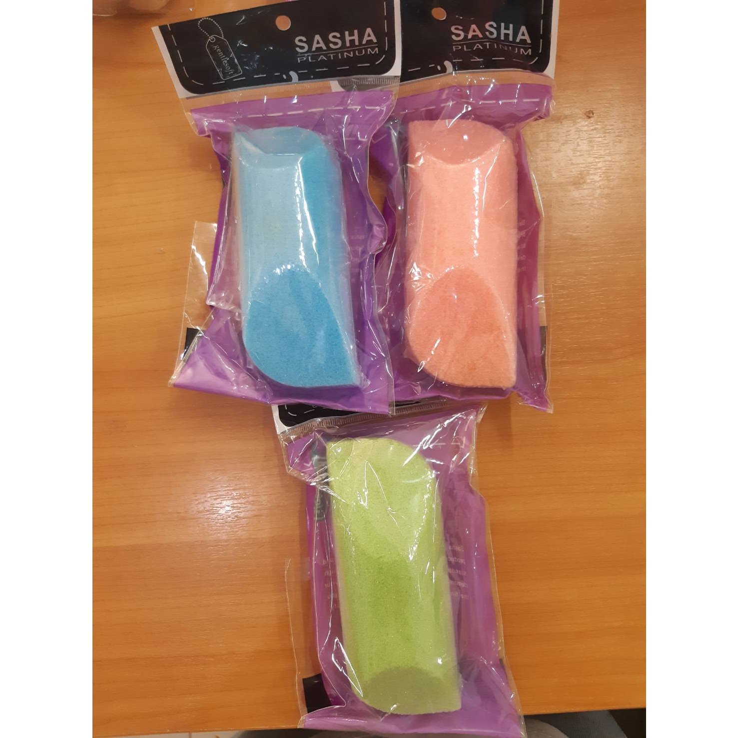 Sasha โฟมขัดส้นเท้าอย่างดี